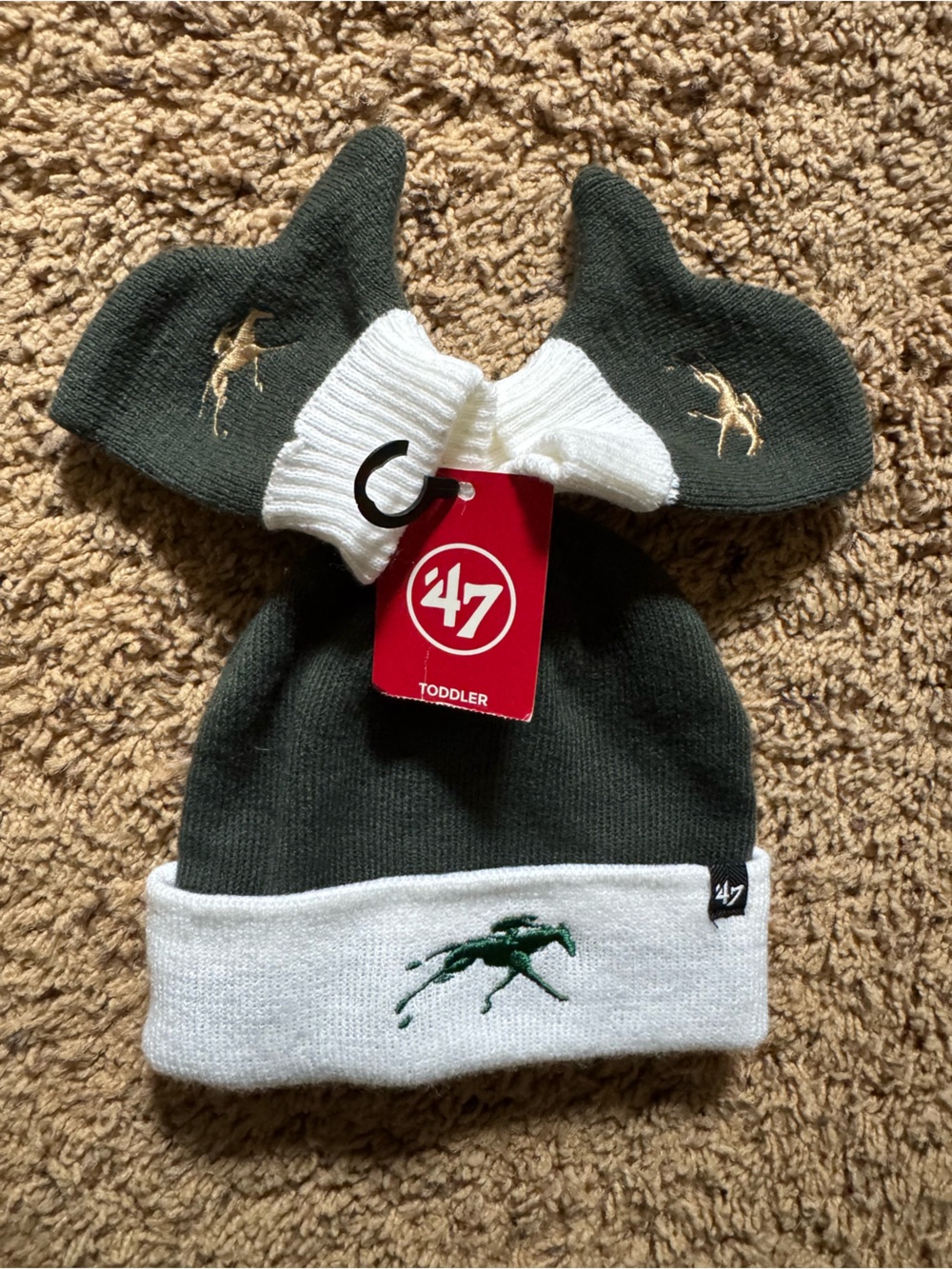 Toddler hat and mitten set